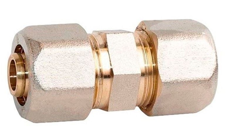 GR M-05 Муфта м/п 20х20 (10*120)