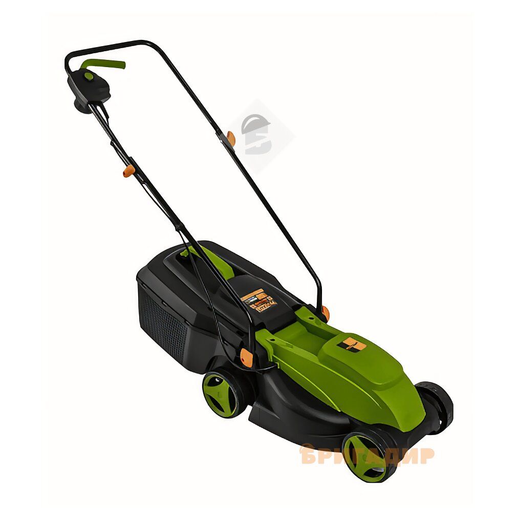 Газонокосарка ProCraft NM-1600 в роботі